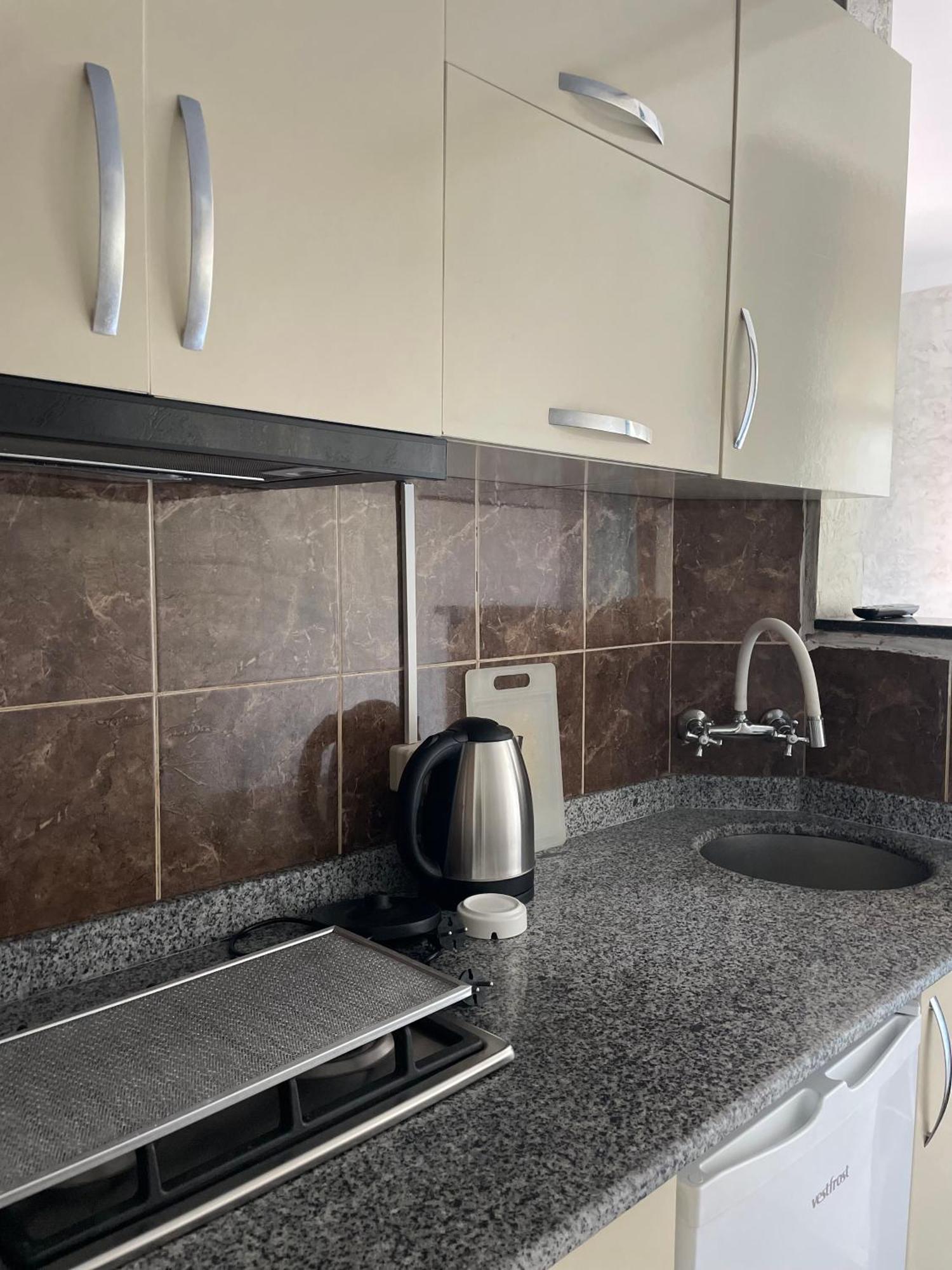 Sun Kissed Hotel Kobuleti Bagian luar foto